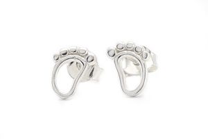 Ezüst fülbevaló bedugós áttört talpacska - Ezüst karkötő