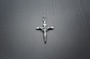 Ezüst medál kereszt 16 - Ezüst medál