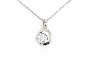 Ezüst medál ovális nagy fehér kővel - Ezüst nyaklánc